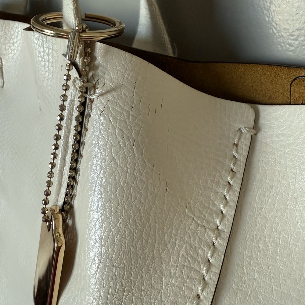 Coach Derby Tote - Picture 6 of 11